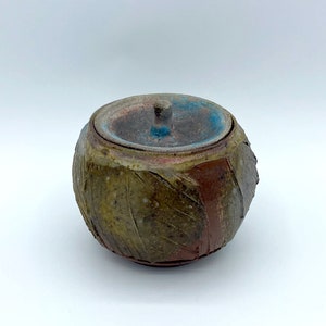 Faceted anagama woodfired lidded jar / tea caddy