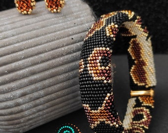 Ball python bracelet, Beaded snake bracelet, Reptile lower gift