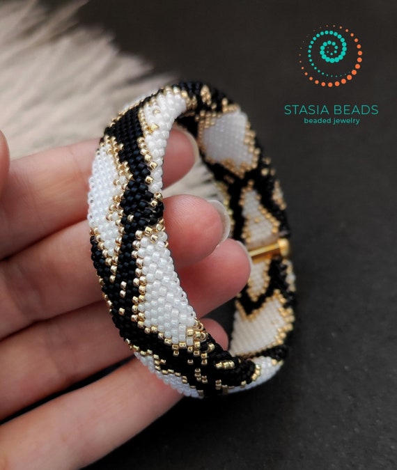 Green Snake Necklace Snake Necklace Green Snake Bracelet Bead Snake Necklace  - Etsy