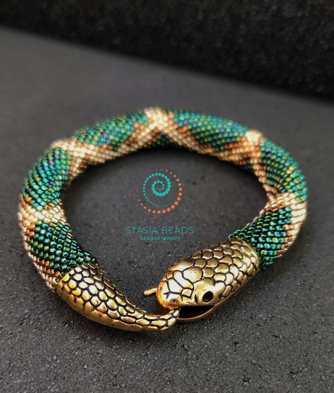 L'Artisan du Rêve par la Maison Boucheron | Serpent jewelry, Fashion  jewelry, Snake bracelet
