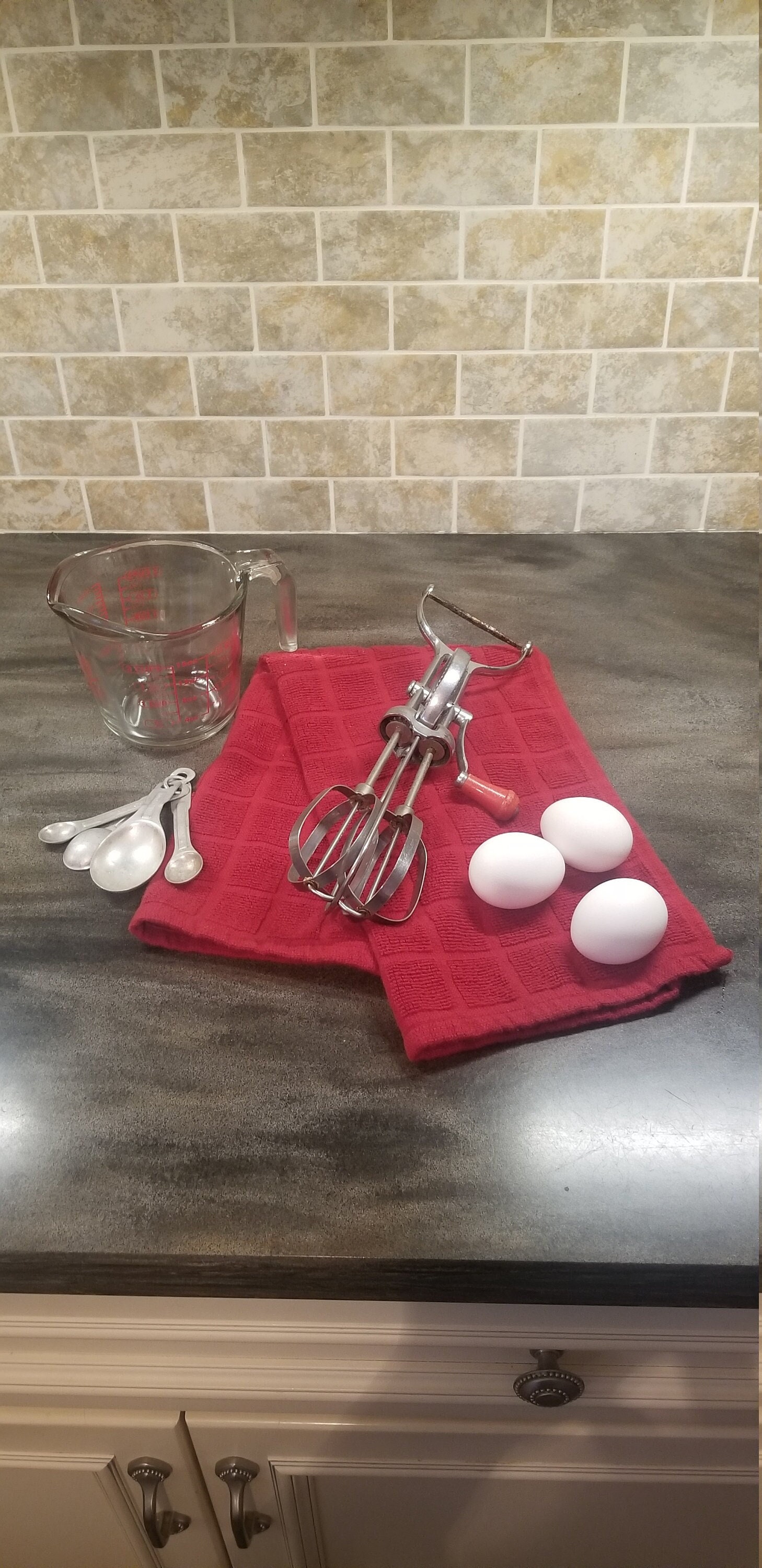 super whirl egg beater