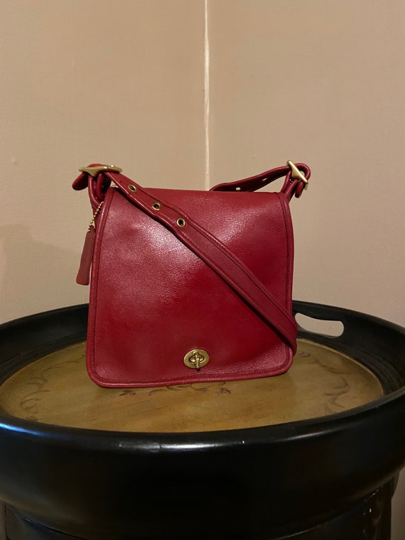 Coach Vintage EUC Red Compact Flap Style #9715