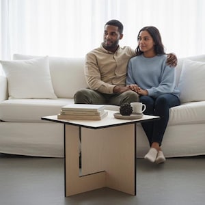 Table carrée minimale en bois de Fibonacci de 18 pouces : nombre d'or design