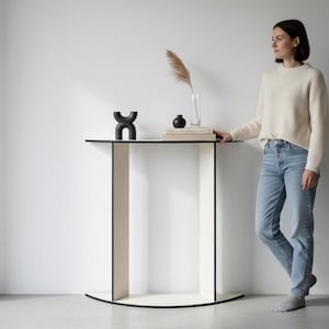 Mesa consola curva semicircular de madera cortada con láser: Cubierta delgada para radiador, mueble de entrada moderno