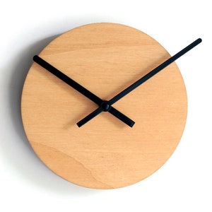 7 Minimalist Very Small Wooden Quiet Pine Wall Clock for Living Room No Ticking Wood Modern Design, Round Tiny Silent Office Clocks zdjęcie 1