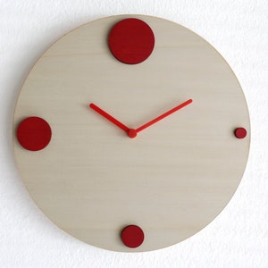 Modern Italian Wooden Wall Clock: Minimalist Silent Timekeeper