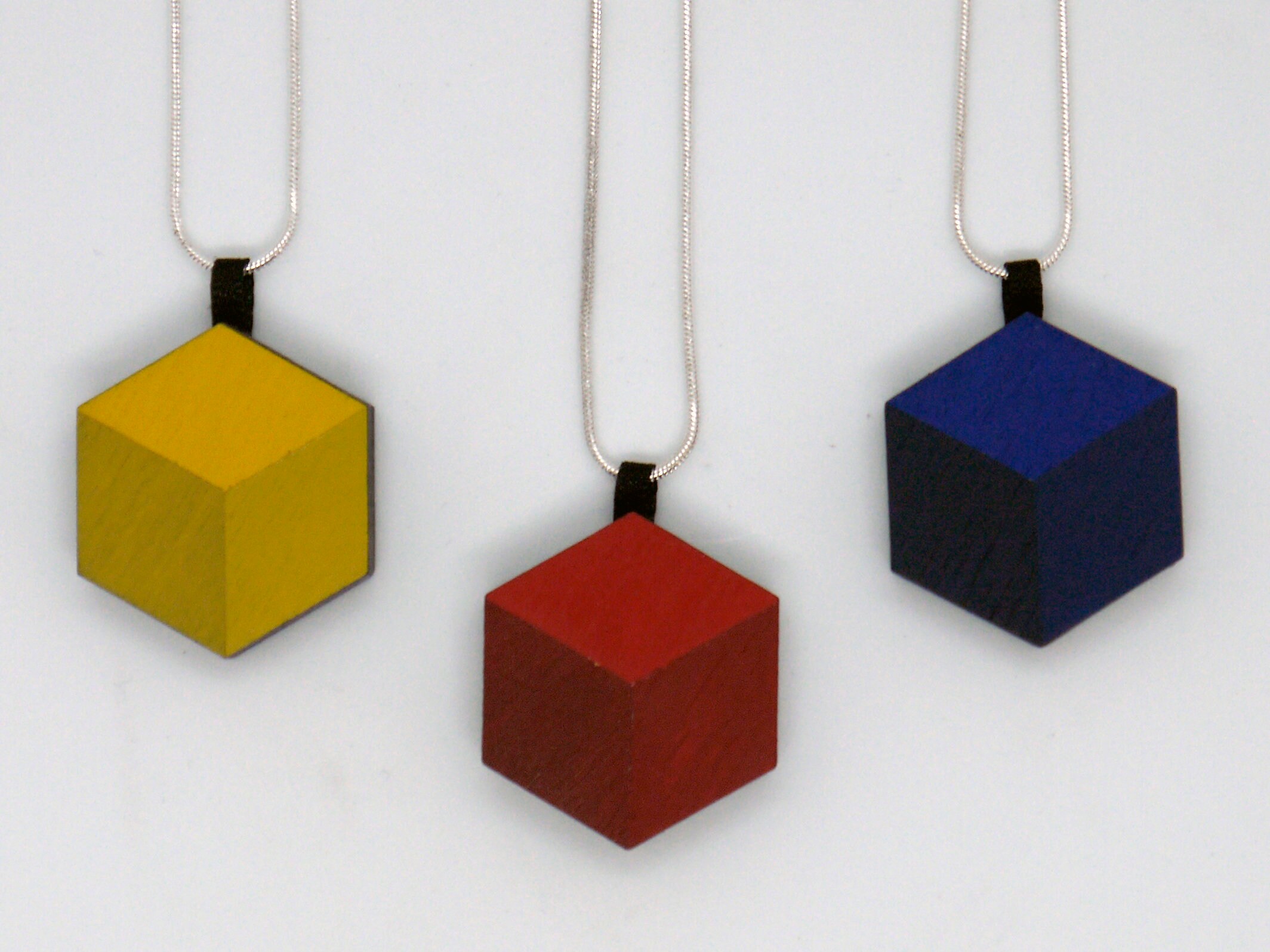 Modern Minimal Necklace Women With Hand 