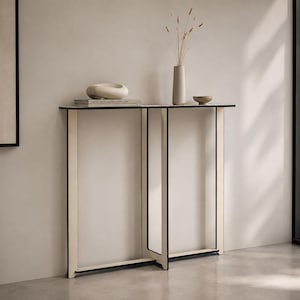 Modern smal konsolhylla: Italiensk minimalistisk design, möbler för små utrymmen