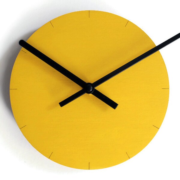 17 cm Piccolo orologio da muro con tacchette in giallo silenzioso per cucina - Particolari orologi a parete in legno senza ticchettio fighi