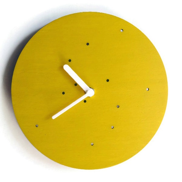 28cm Piccolo orologio da muro giallo silenzioso per cucina, Particolari orologi a parete in legno senza ticchettio, Design italiano unico