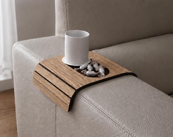 Bandeja para el brazo del sofá de roble: Mesa auxiliar plegable para sillón con portavasos.