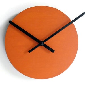 7 Minimalist Very Small Wooden Quiet Pine Wall Clock for Living Room No Ticking Wood Modern Design, Round Tiny Silent Office Clocks Pomarańczowy