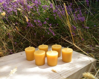 Premium Dorset Beeswax votive candles, straight from the bees (natural scent or Citronella)