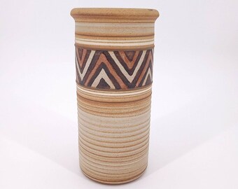 Southwest Stoneware Pottery Vase |signed Linda Nannizzi