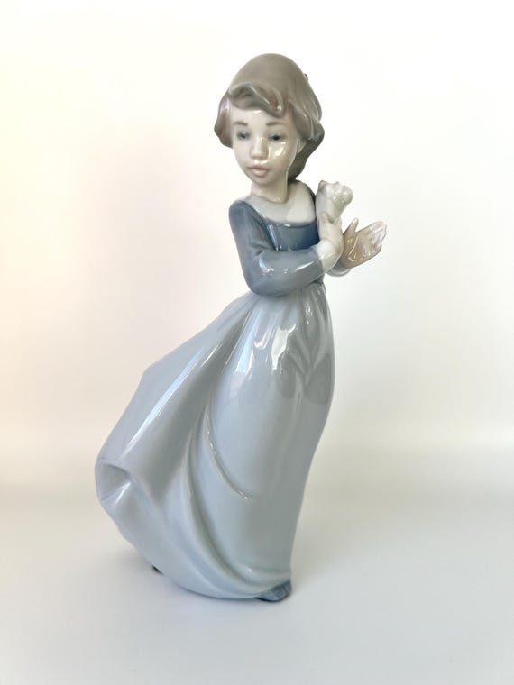 その他 NAO HANDCRAFTED PORCELAIN Made in SPAIN Nao by Lladro A-28 J Porcelain Figure Hand Made in Spain - Etsy