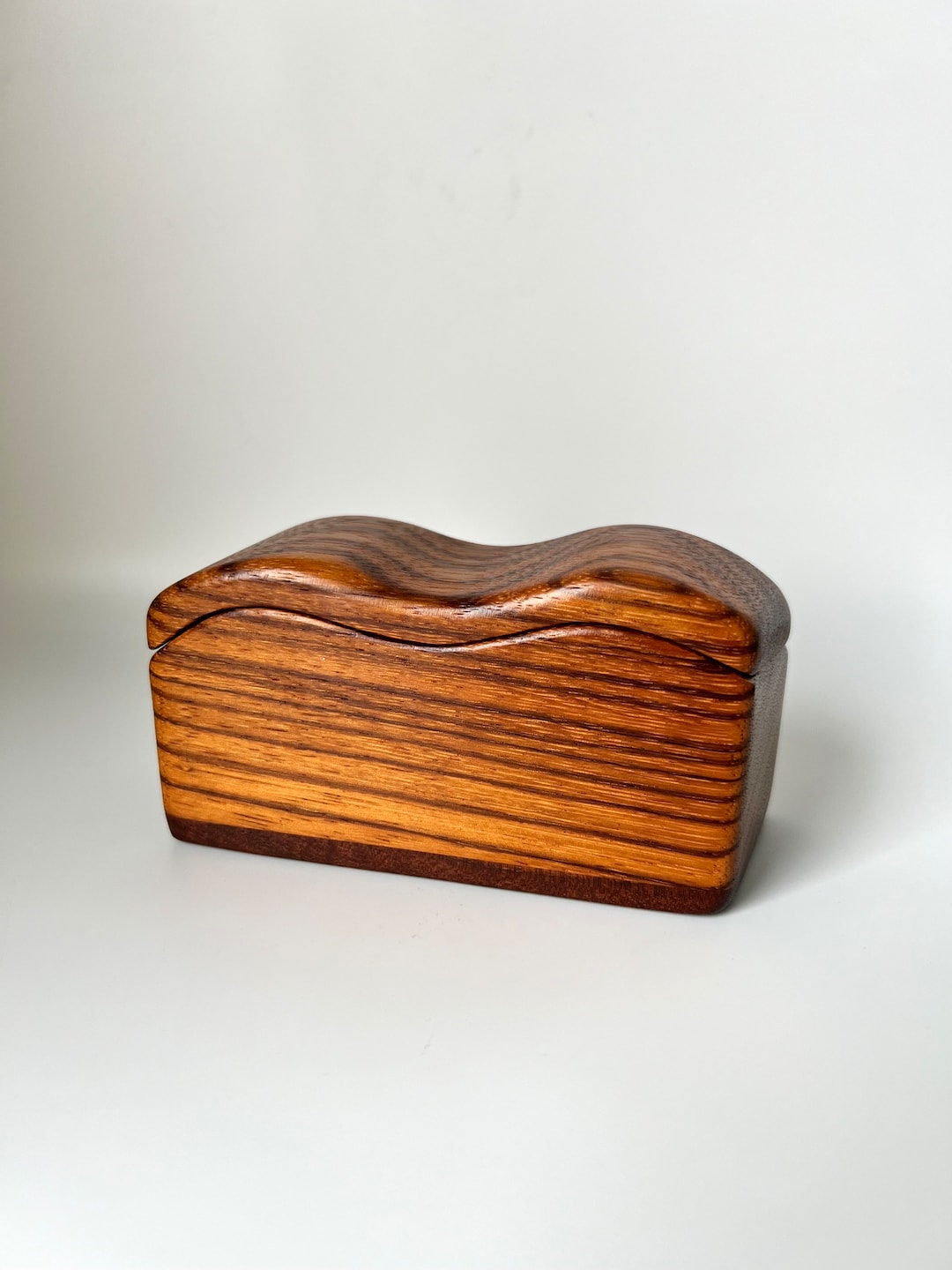 フレッドand マリリン・バス　　木箱ニ個 fred marilyn buss Vintage Fred and Marilyn Buss Sculptural Wooden Box - Etsy