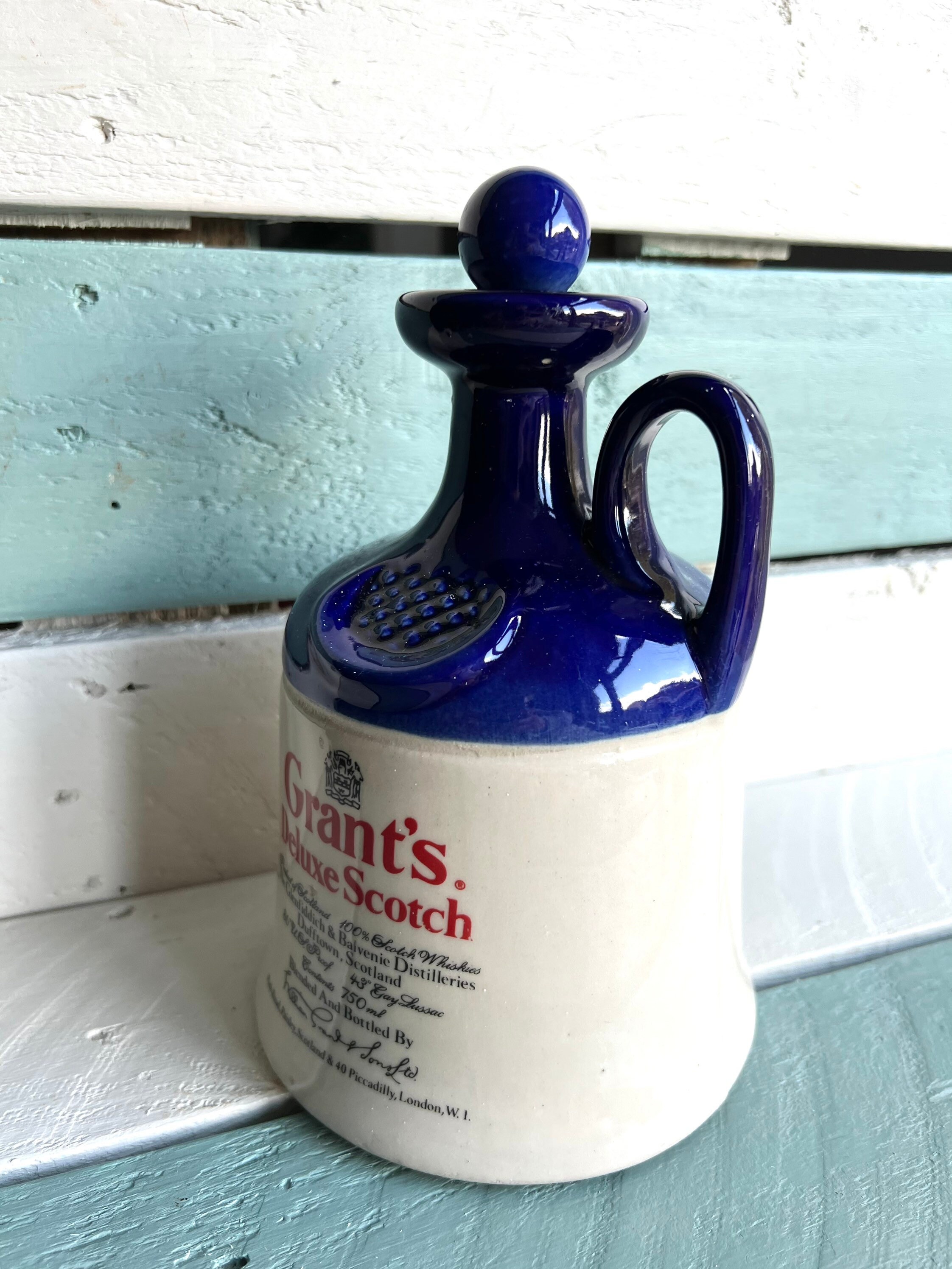 Vintage Grant's Deluxe Scotch Decanter Dufftown Scotland