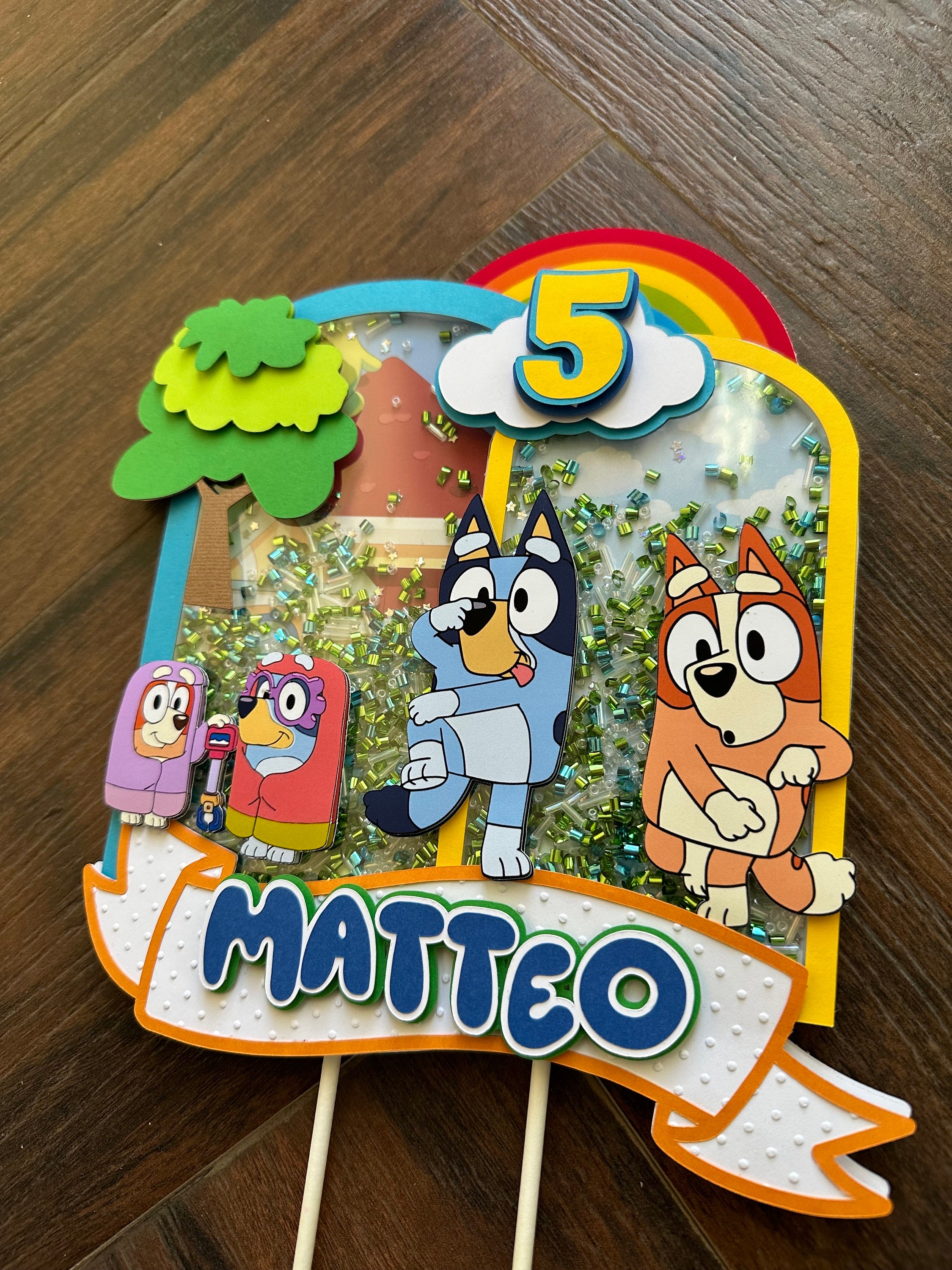Bluey 3D shaker cake topper