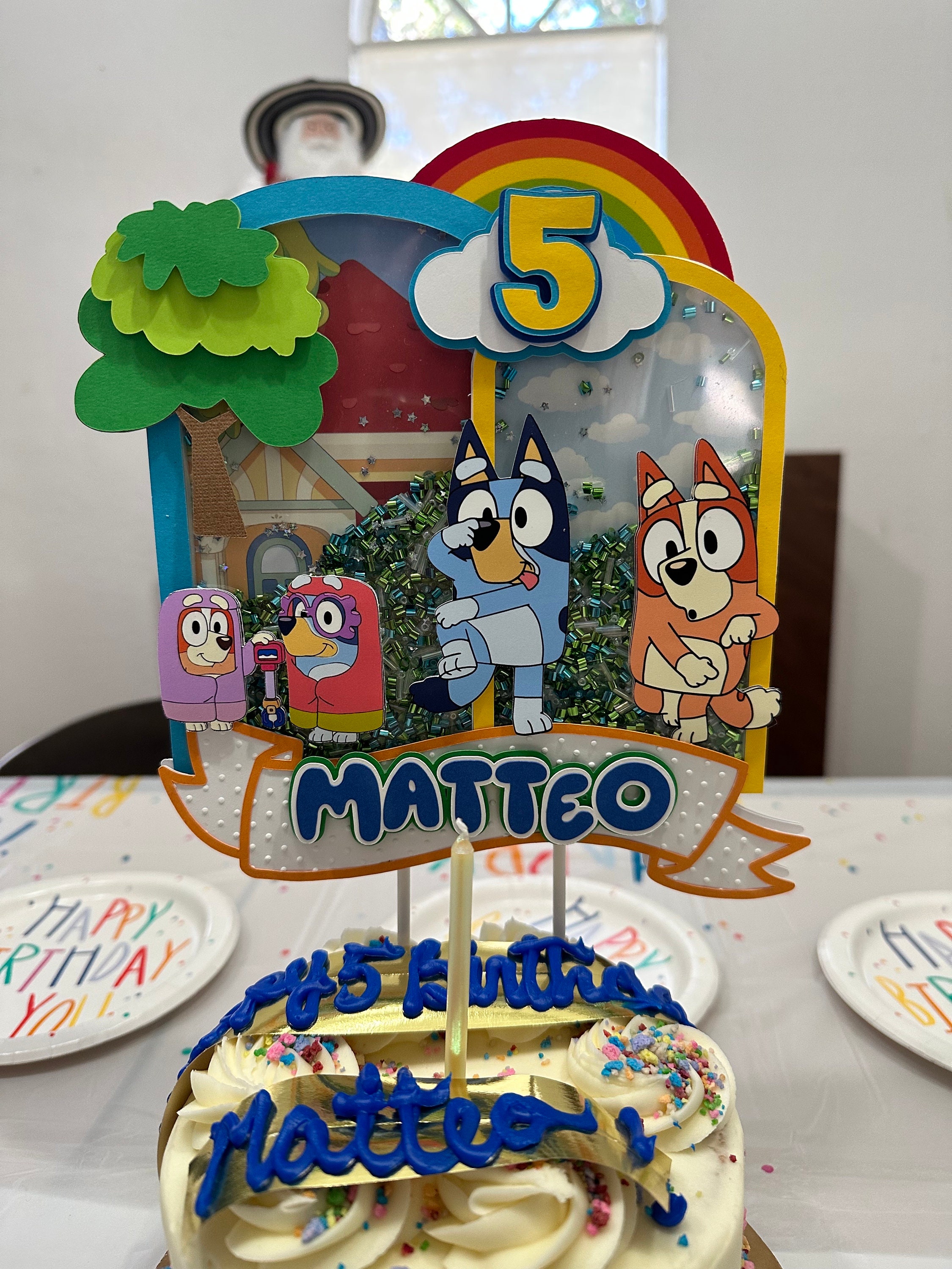 Bluey 3D shaker cake topper