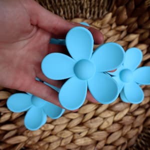 Carolina Blue Claw Clip | Flower Claw Clips | Minimalist Flower Hair Clips | Hair Accessories for Women