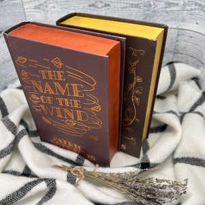 The Name of the Wind and The Wise Mans Fear- Patrick Rothfuss UK Hardback READ DESCRIPTION custom book sprayed edges book lover gift