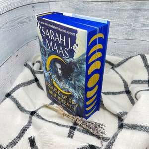 House of Sky and Breath (Crescent City #2)- Sarah J Maas US hardback STENCILED custom book sprayed edges book lover gift