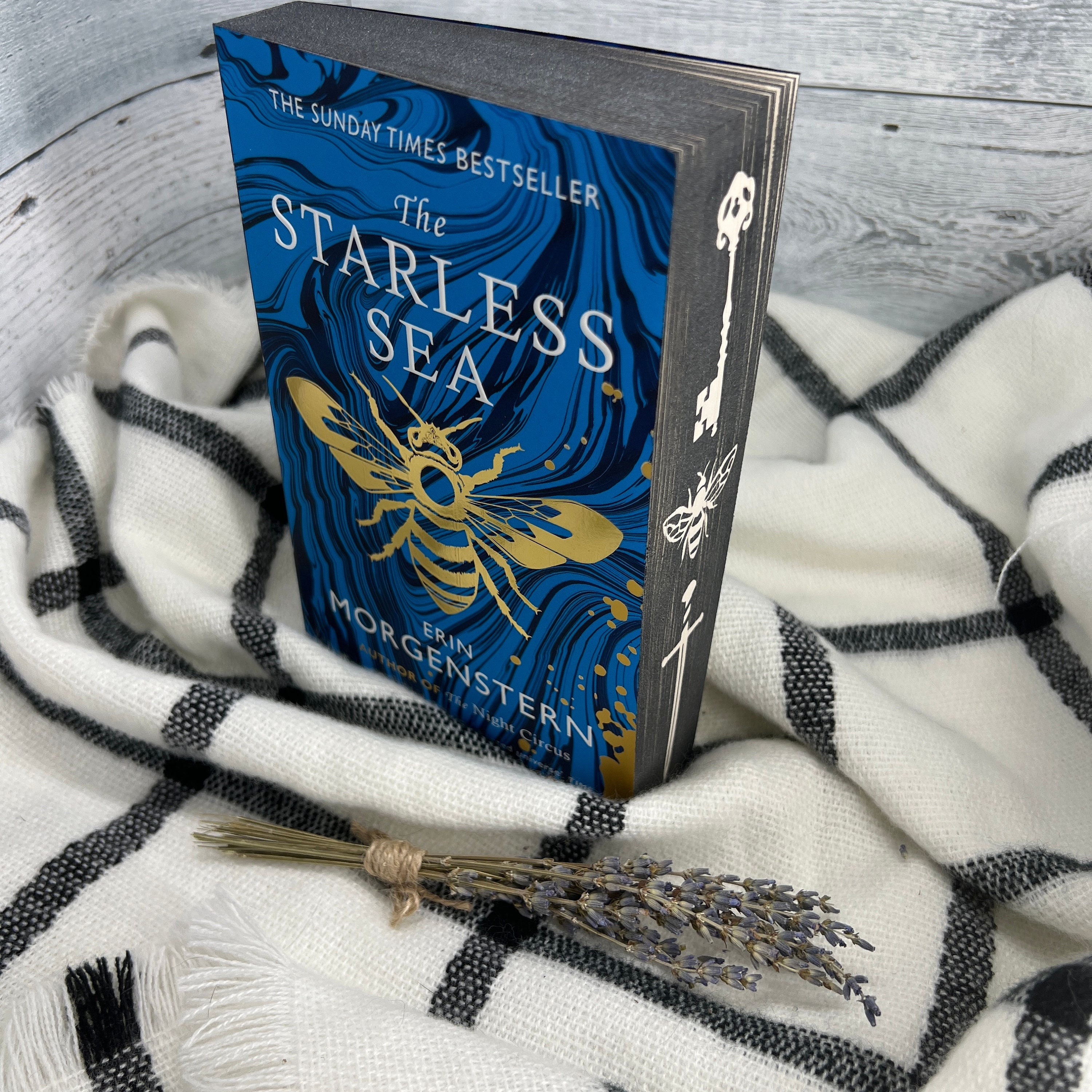 Custom　STENCILED　Starless　Paperback　UK　Morgenstern　Erin　Sea　Etsy