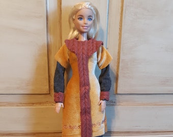 Bondross Maiden Garb, Celtic Barbie Dress