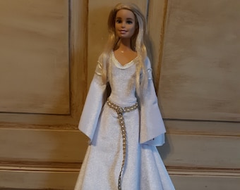 Royal Maiden White Gown, Celtic Dress