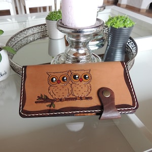 Cartera de mujer hecha a mano con patrón de búho, regalo de cuero