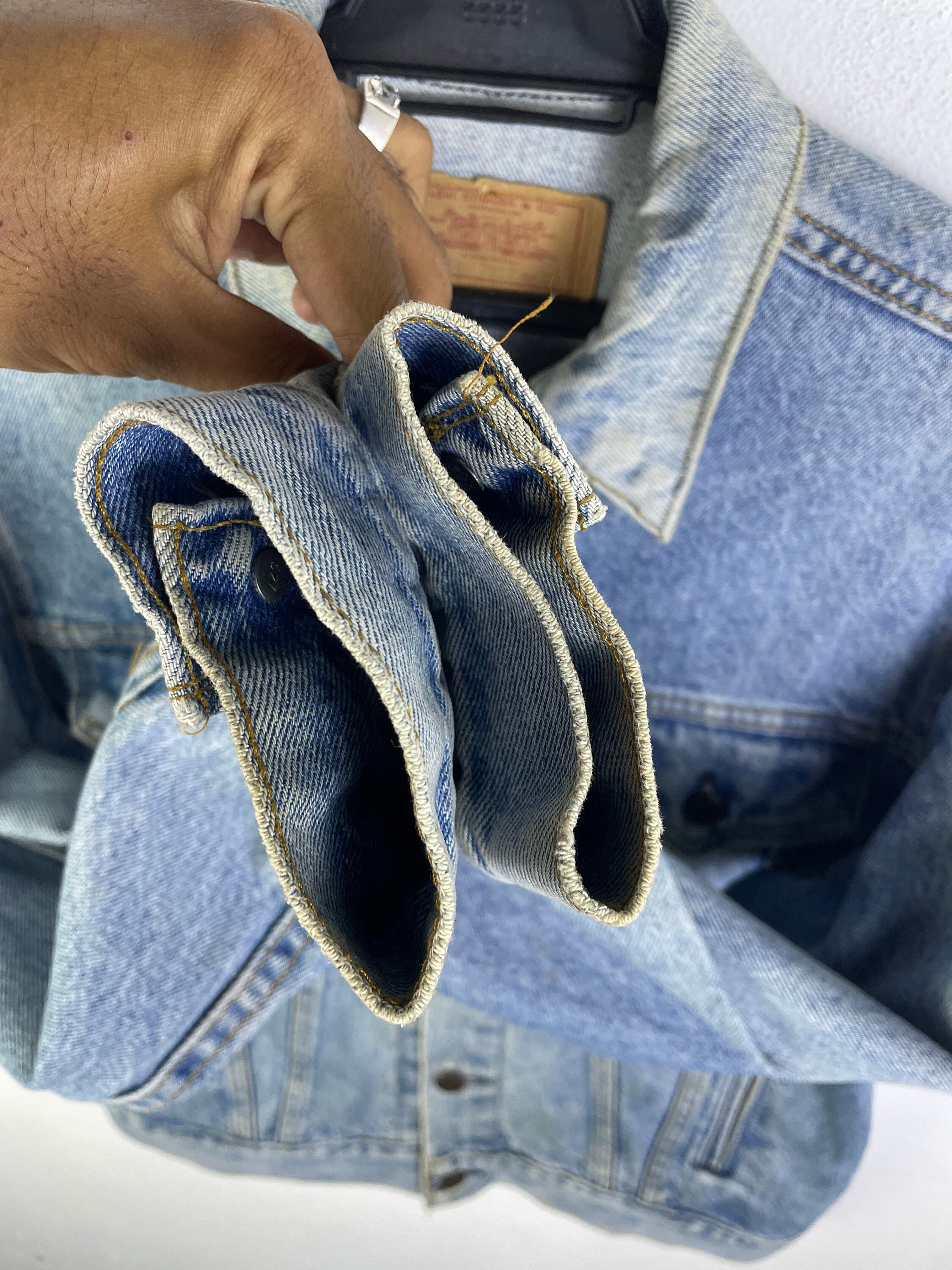 VTG 1980s USA LEVIS RED TAB TYPE 3 TRUCKER DENIM JACKET  527 STAMP 38 S