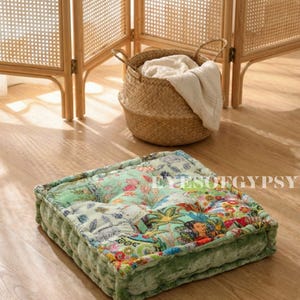 Almofada de chão em veludo verde sálvia, almofada Kantha patchwork (40x40 cm)