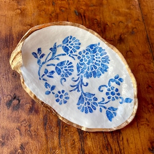 Maine Made Romantic Blue Floral on Oyster Shell Jewelry Dish