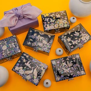 FEBRUAR BERG Perlmutt Box mit Deckel Abnehmbares Tablett Einzigartige Geschenkideen für Frauen