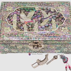 Februar Berg Perlmutt Holz Große abschließbare Schmuck Organizer Box mit Schlüssel - Zweischichtige handgefertigte perfekte Geschenke für Frauen