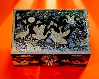 February Mountain Mother of Pearl Jewelry Box Handmade Wooden Vintage Jewelry Box Crane and Pine tree Design Jewelry gift box for women