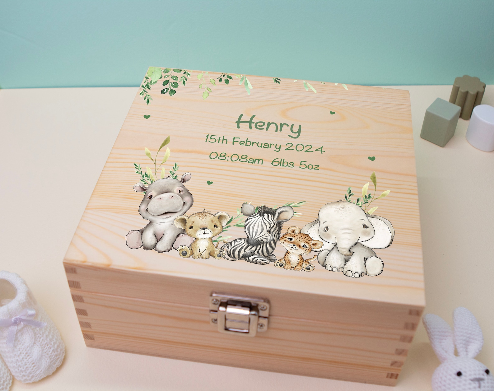 luxury-baby-keepsake-box-green-personalised-green-safari-leaves
