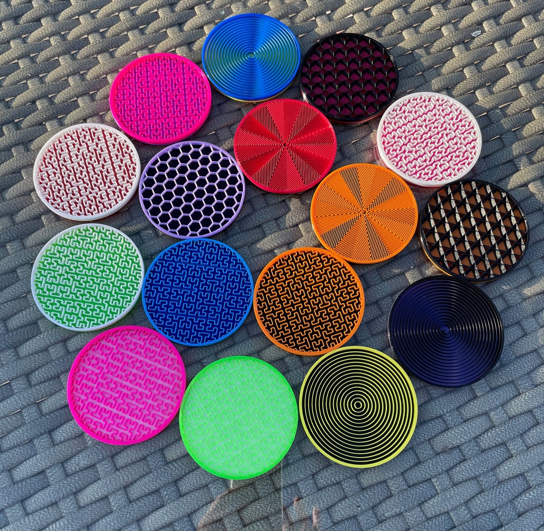 Coasters Set , Set of 4 Drink Coasters, Round Geometric Pattern Drinks Coasters, Custom Colours