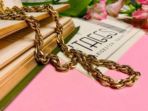 Vintage 1960/'s Charming Gold Chain Collar Necklace