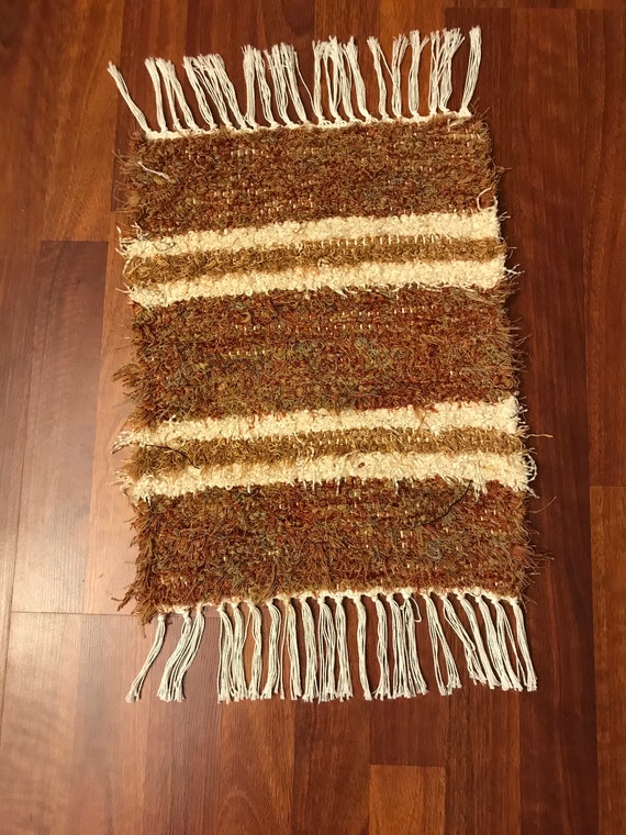Handwoven Amish Rag Rug Place Mat 18 X 13 Etsy