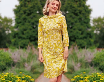 1960s Size S-M Groovy Vintage Yellow and Green Midi Bracelet Sleeve Dress with Wide Collar/ Summer and Spring Vintage Dress/ Flower dress