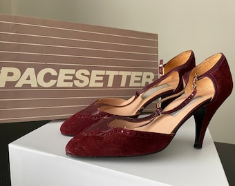 Size 5 1/2 - 1980s/90s Vintage Red Wine Suede Pacesetter Heels/ 1940s style heels/ Strappy Heels