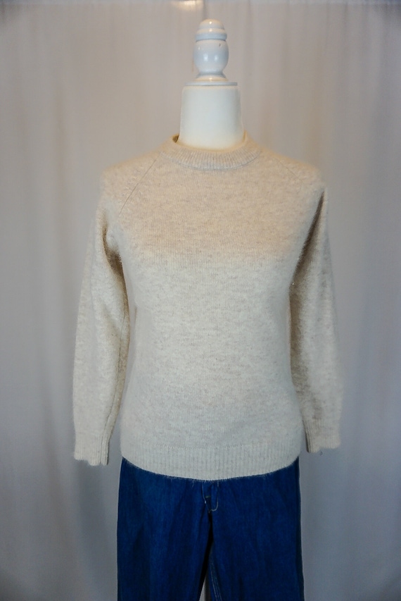 Size M - 1970s Vintage Lambswool and Angora Long S