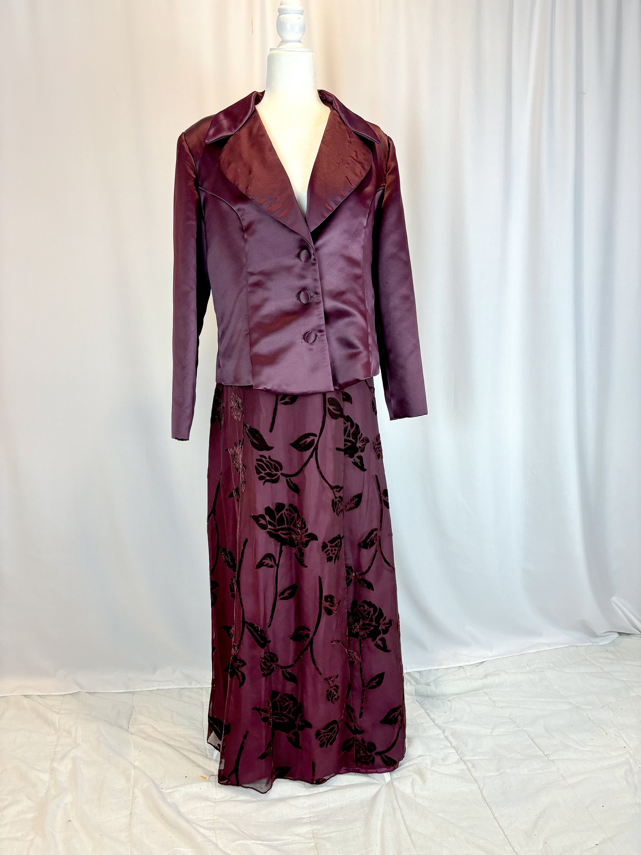 Plus Size 90s Party Outfit