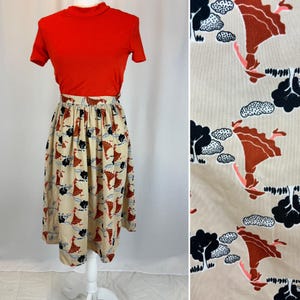 Size XS - S- 1960s/70s Vintage Beige Novelty Print Skirt With Adjustable Waist/ Novelty Print Vintage