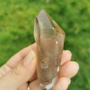 Real Smoky Channeller Cristal de quartz de graine lémurienne de Serra do Cabral, Minas Gerais au Brésil