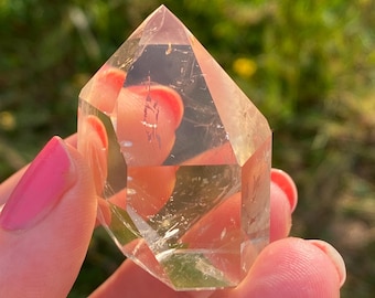 Torre de punta de citrino natural: cristal pulido de Cristalina Brasil