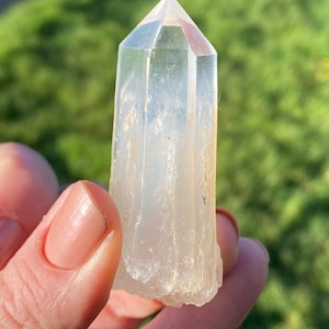 Colombian Lemurian Quartz Point: Blue Mist Healing Crystal