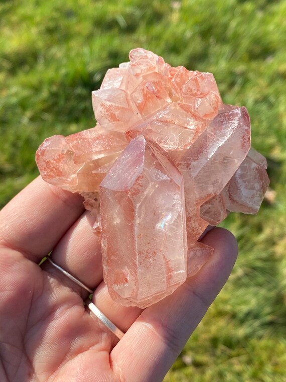 スカーレット テンプル ピンク レムリアン クォーツ クラスター