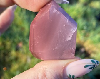 XL ピンク リチウム クォーツ ポイント: ブラジル、バイーア産の希少な